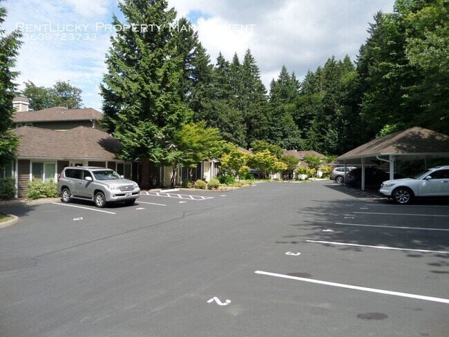 Foto del edificio - 5000 NW Village Park Dr