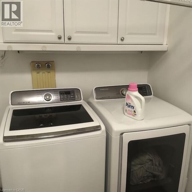 Building Photo - 19 HANDS - LOWER UNIT Dr