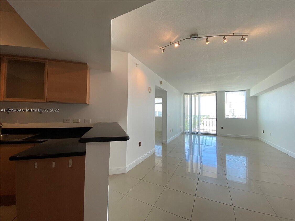 140 S Dixie Hwy Unit 711, Hollywood, FL 33020 Condo for Rent in
