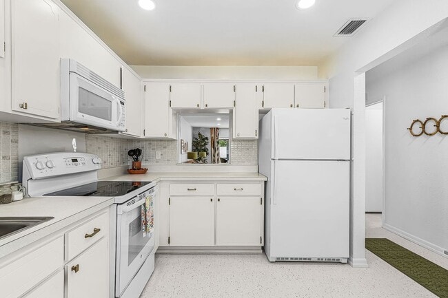Foto del edificio - 6731 Panther Ln