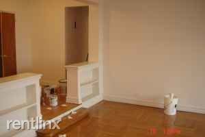 Building Photo - 1 br, 1 bath Apartment - 11241 72nd Rd 1