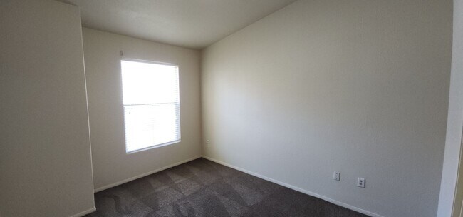 Foto del edificio - Fantastic 2Bed/2Bath Condo in Southwest Area