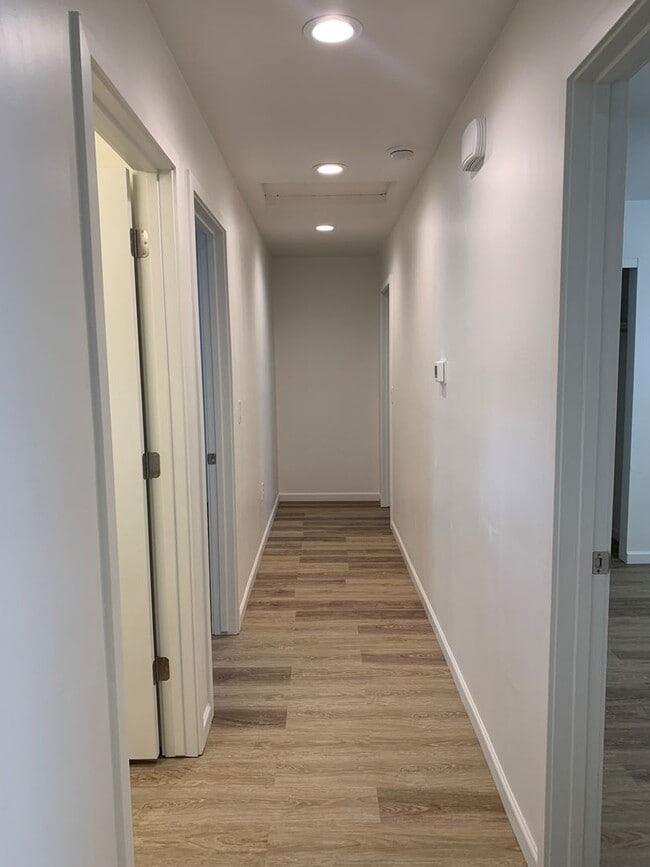 Foto del edificio - 2469 S Clovis Place-