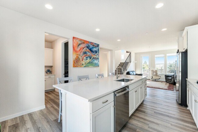 Foto del edificio - Immaculate New Build Home Available in Lit...