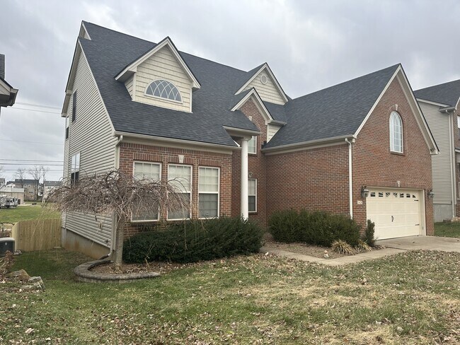 Foto del edificio - 2424 Calendula Rd