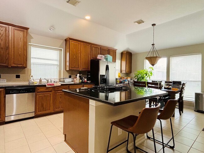 Foto del edificio - 3111 Zelko Dr