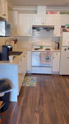 Photo du bâtiment - 3277 54th Av E