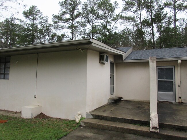 Building Photo - 25 Cuttino Rd
