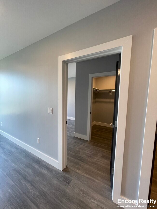 Foto del edificio - 365 Western Ave