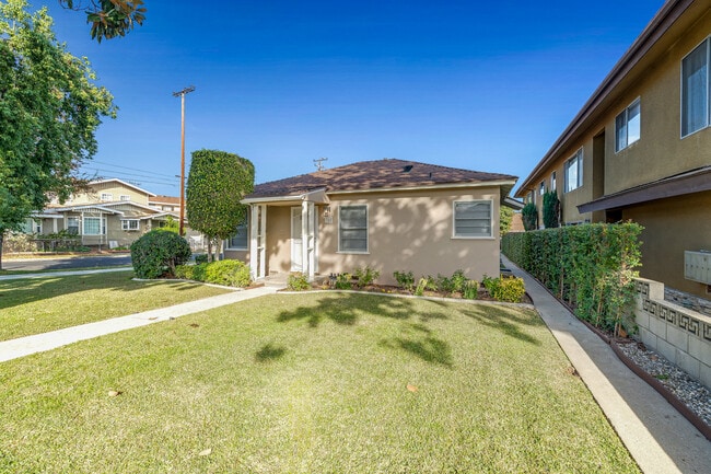 Foto del edificio - 340 N Monterey St