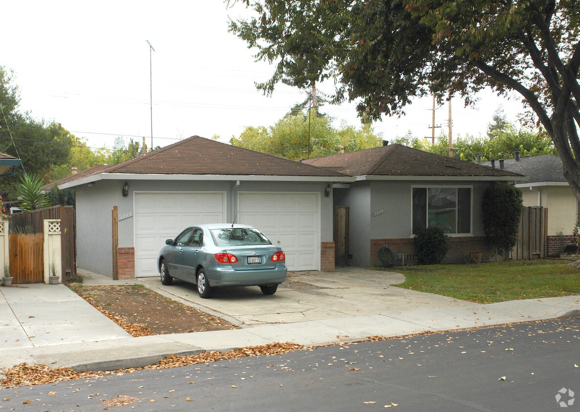 Primary Photo - 1774-1776 Ravizza Ave