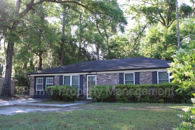 Primary Photo - 201 Kevin Dr