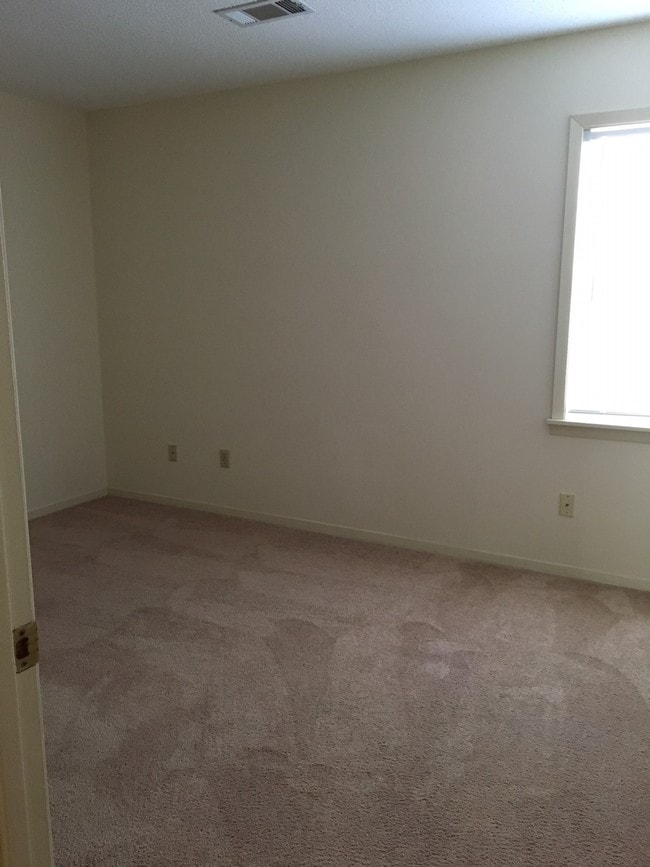 6556 Confederate Dr, Marion, MS 39342 Townhome Rentals in Marion MS