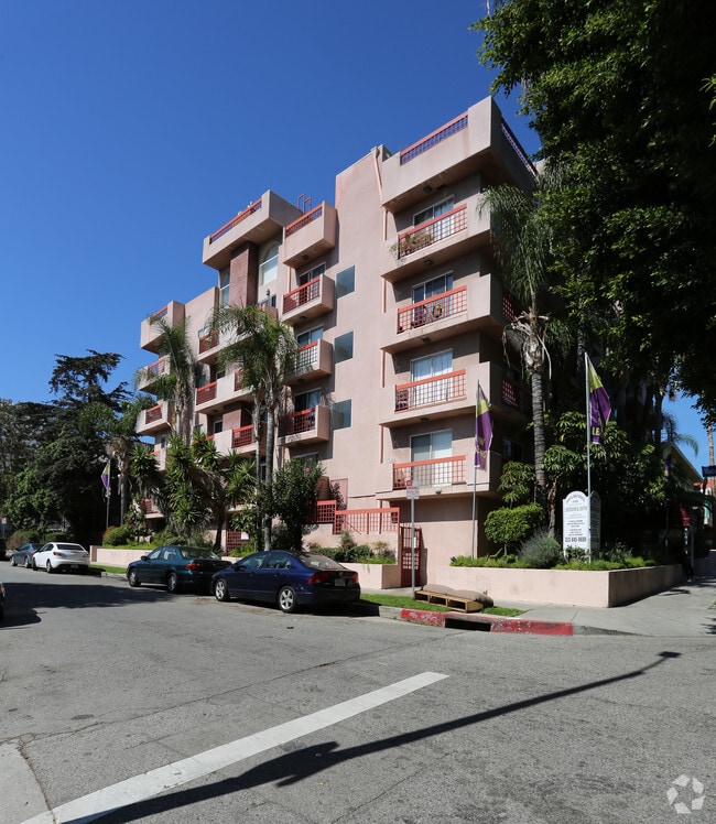 Casa El Cerrito Apartments Los Angeles, CA