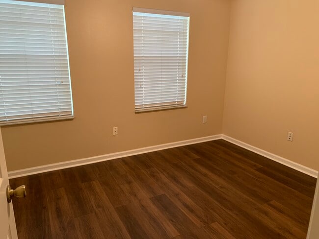 Photo - 2896 Woodlands Park Ct Townhome