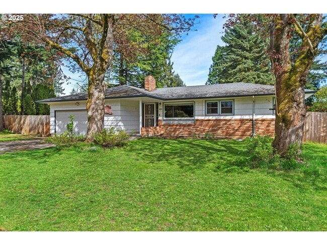 Building Photo - Quarter Acre Comfort
