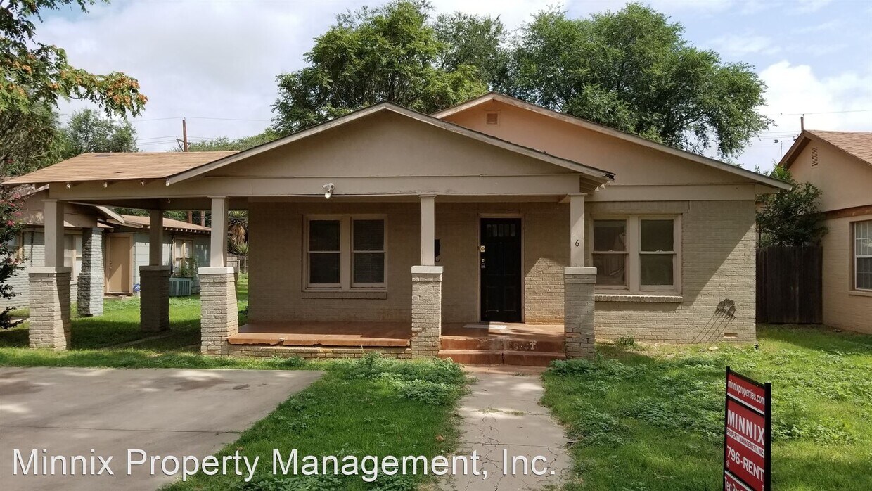 Foto principal - 3 br, 1 bath House - 2606 21st St.