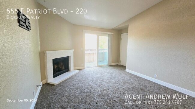 Building Photo - Spacious Condo With Amazing Amenities