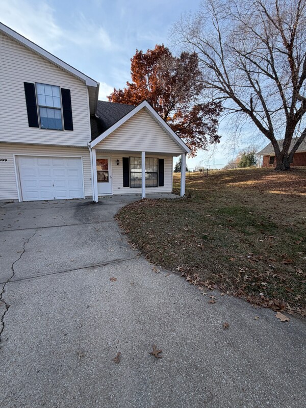 Primary Photo - 109 Cora Dr