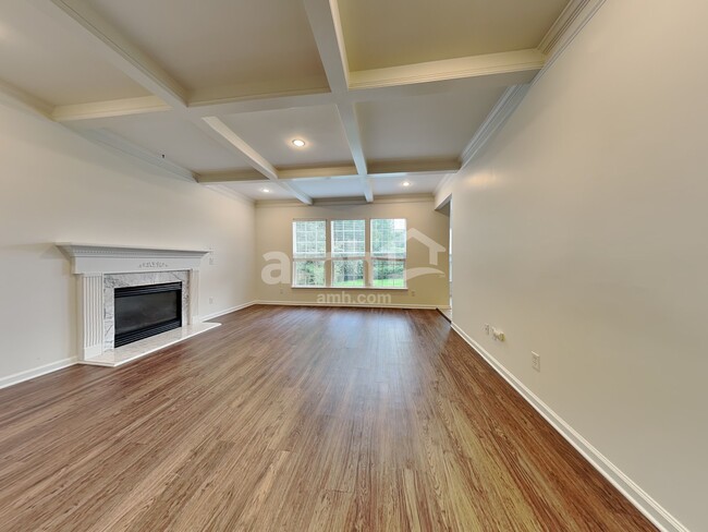 Building Photo - 12136 Stone Forest Dr