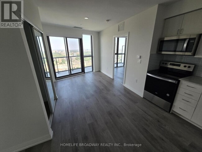 Photo du bâtiment - 325-P325 Yorkland Blvd