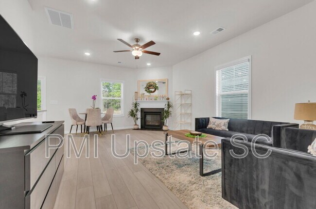 Foto del edificio - 1110 Silverbend Trl