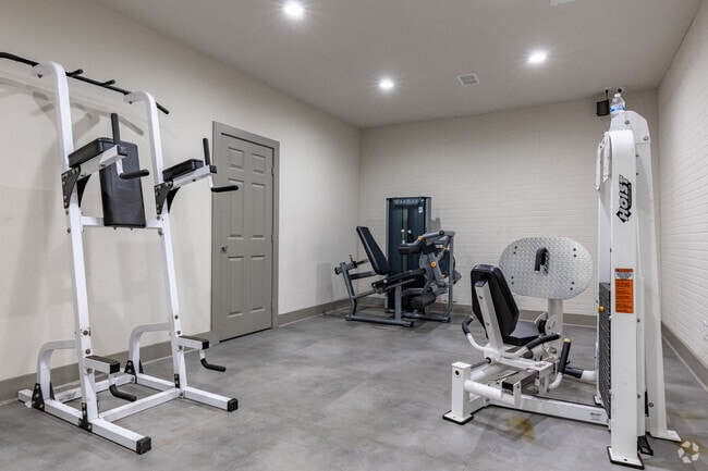 Gimnasio - Wesley Place Apartments at Lawrenceville