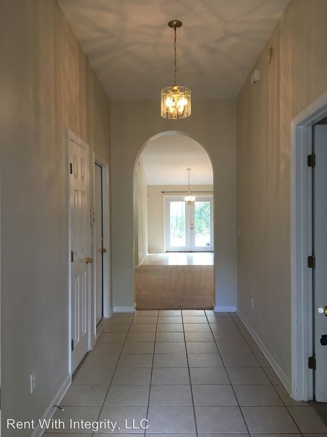 Building Photo - 3 br, 2 bath House - 10179 Sandyrock Lane