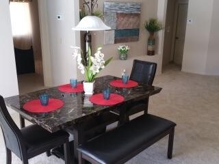 Foto del edificio - 67825 Ontina Rd