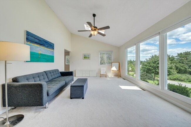 Building Photo - 504 Cedar Orchard Dr W