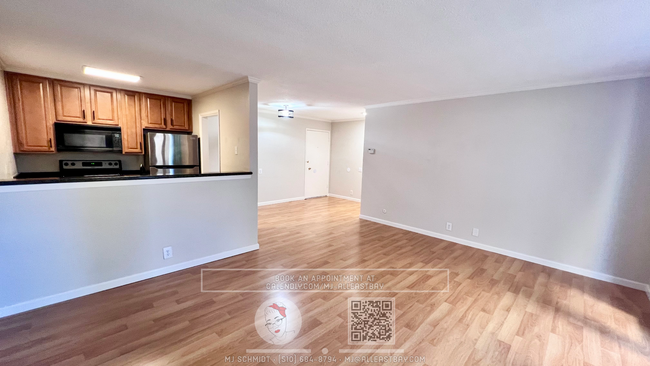 Building Photo - Chic 1-bedroom condominium located in the ...