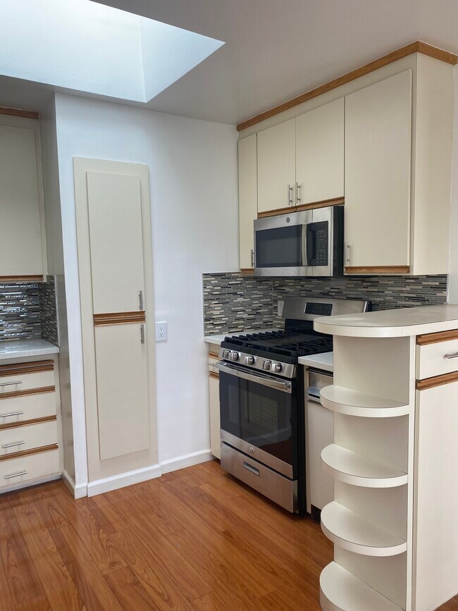 Foto del edificio - 1754 47th Ave