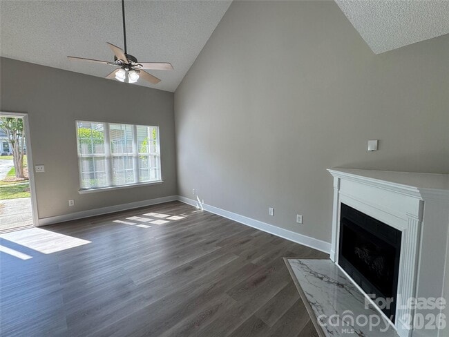 Building Photo - 3251 Blythe Ridge Ct