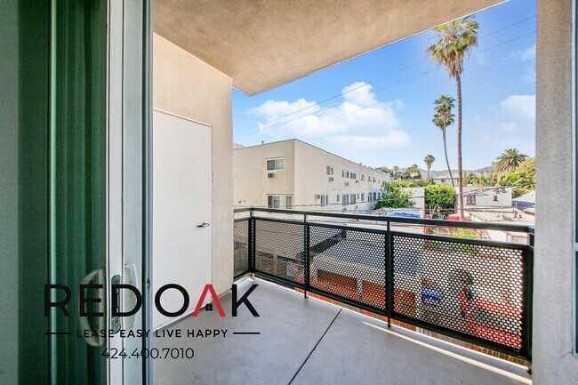 Foto del edificio - ~1 Month FREE~ Sunlit and Inviting Two Bed...