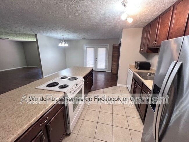 Foto del edificio - 7005 Palma Pl