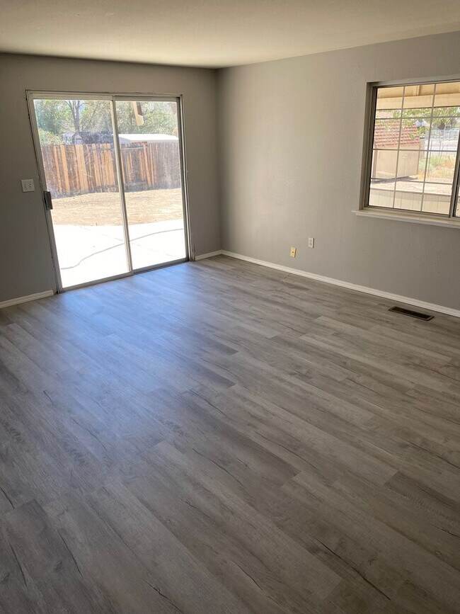 Foto del edificio - 203 Gordon Ln