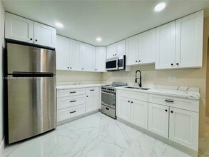 Building Photo - 7943 NW 6th Ave