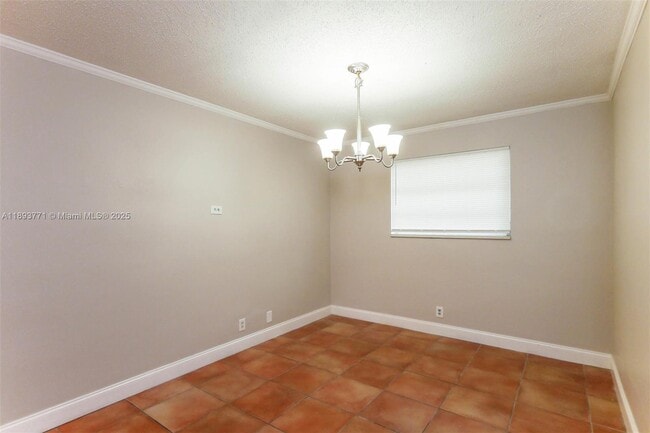 Foto del edificio - 120 SW 7th Terrace