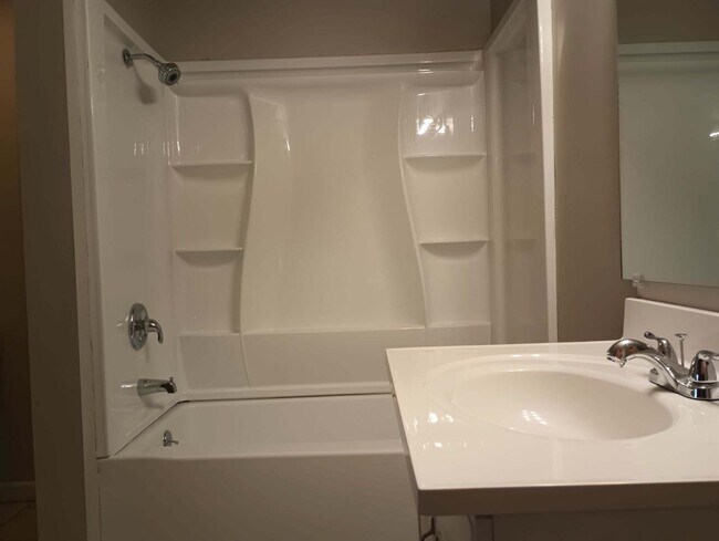 Foto del edificio - 711 Vulcan St