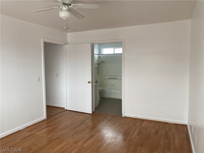 Foto del edificio - 1662 N Lamont St
