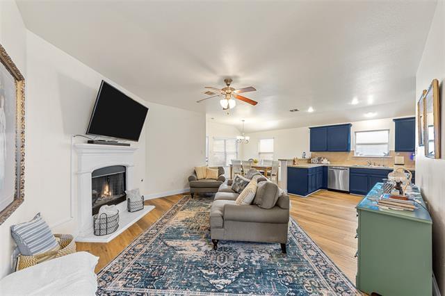 Building Photo - 1514 Greenbrier Dr