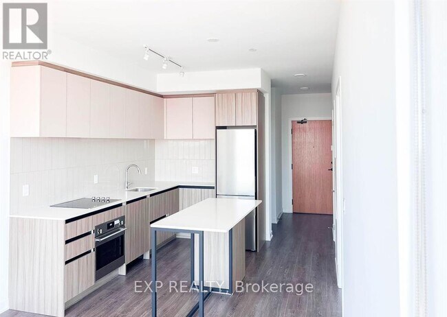 Photo du bâtiment - 7950-B-7950 Bathurst St