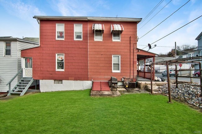 Building Photo - 172 East St