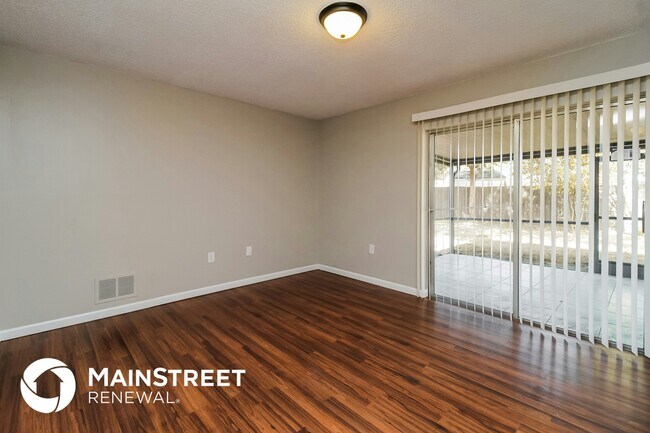 Building Photo - 3125 Orleans Way S