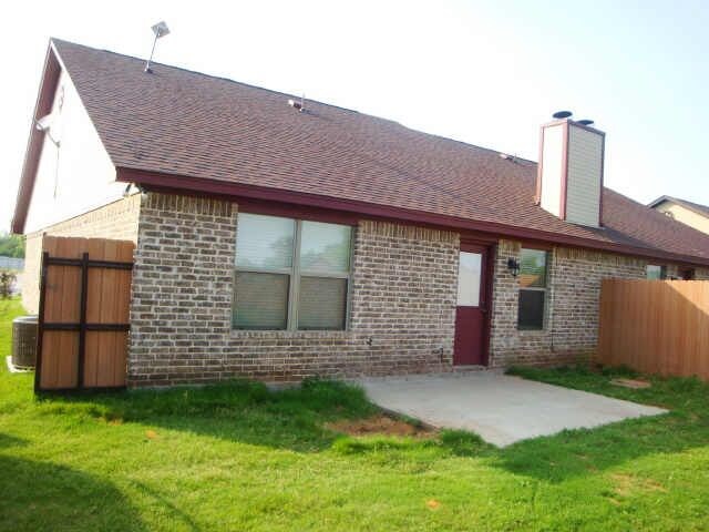 Foto del edificio - 217 Hilltop Dr
