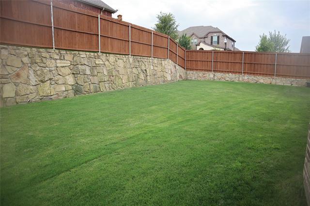 Foto del edificio - 5124 Windstone Dr