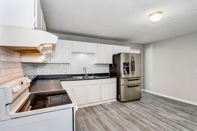 Building Photo - Beautifully remodeled home on over a 1/2 a...