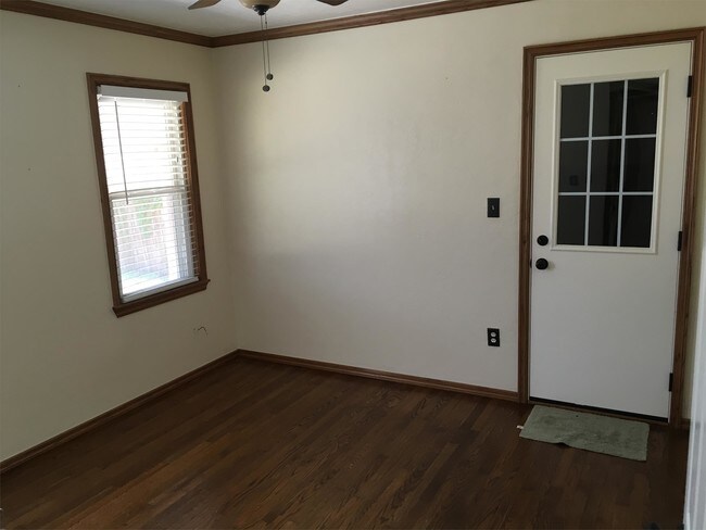 Foto del edificio - 2128 Carlisle Rd