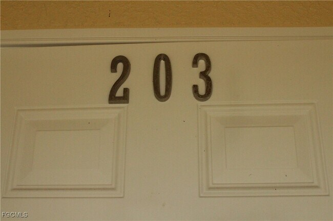 Foto del edificio - 1110 SW 47th Terrace
