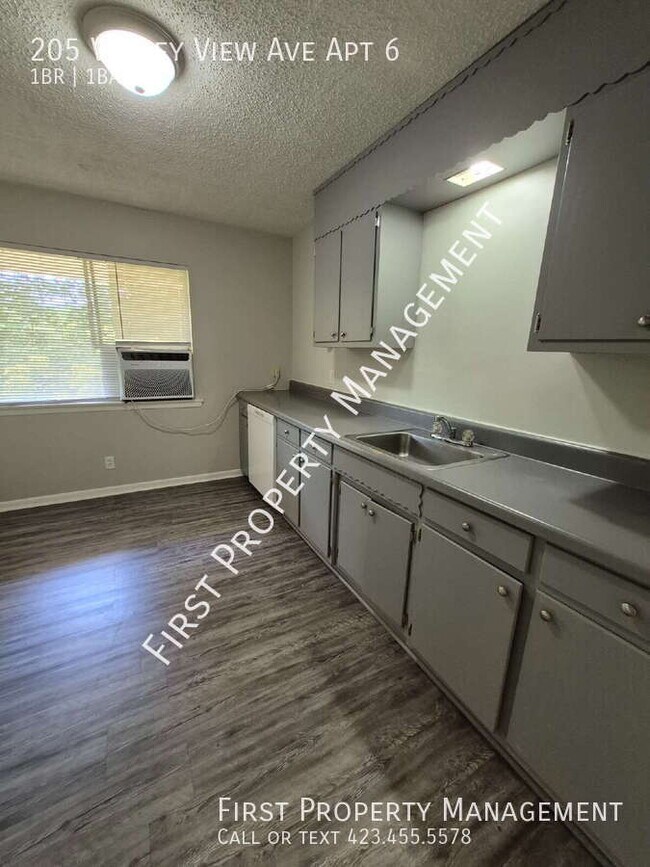 Foto del edificio - 205 Valley View Ave